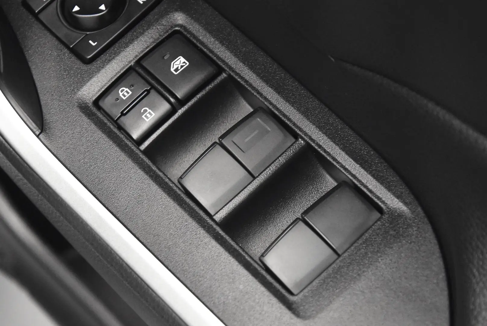 2024 Toyota RAV4 Gallery Image 10