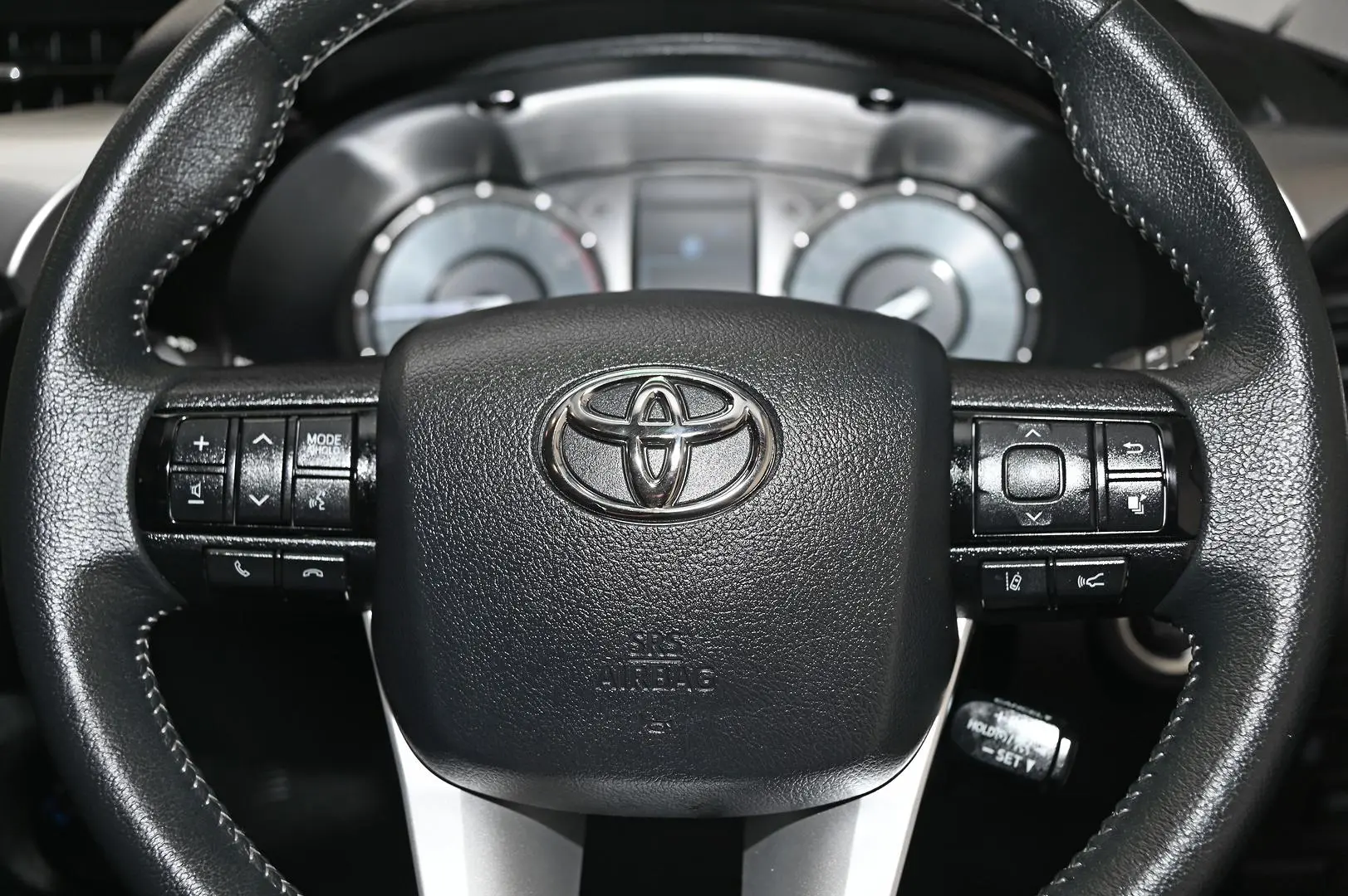 2023 Toyota Hilux Gallery Image 14