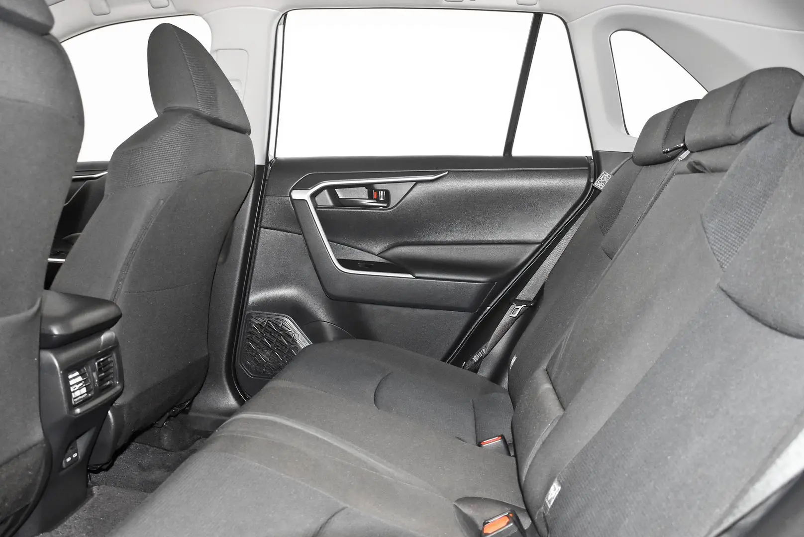 2024 Toyota RAV4 Gallery Image 19