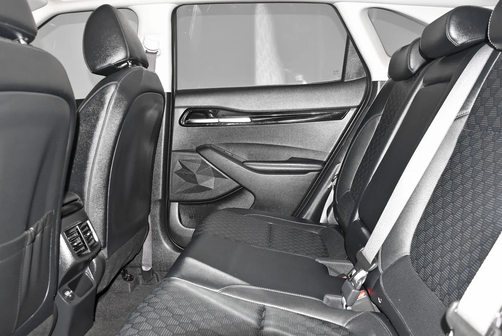 2020 Kia Seltos Gallery Image 19