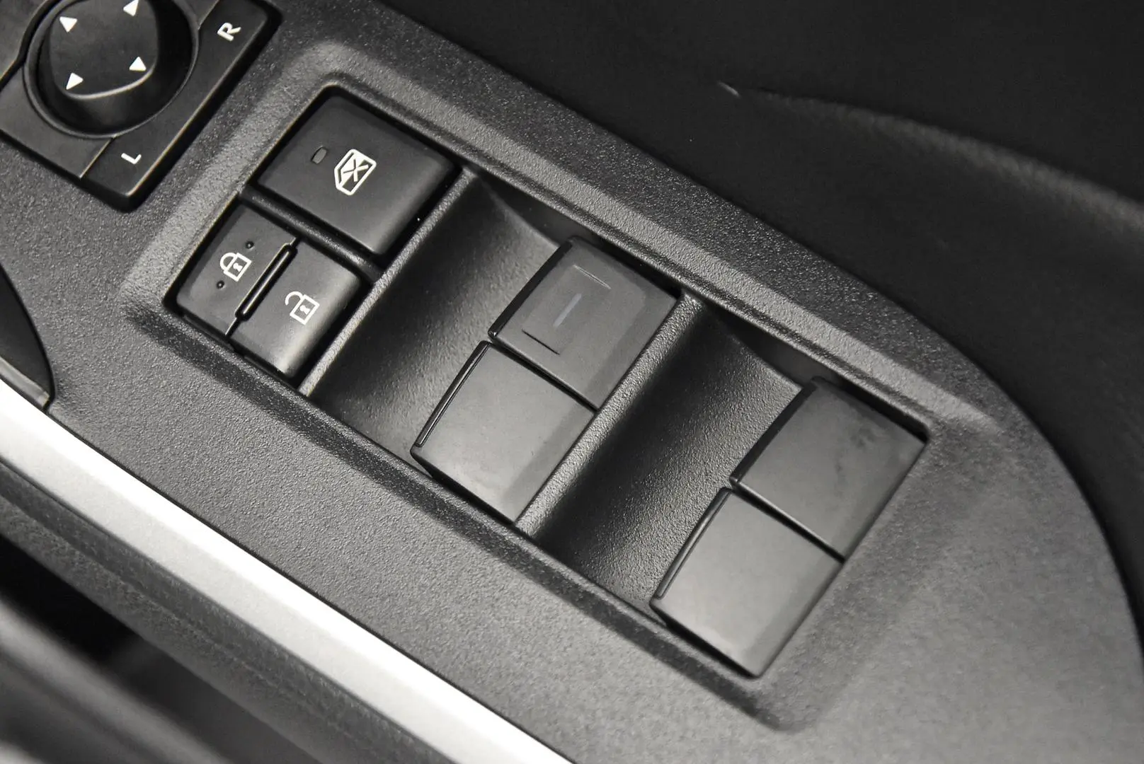 2024 Toyota RAV4 Gallery Image 10