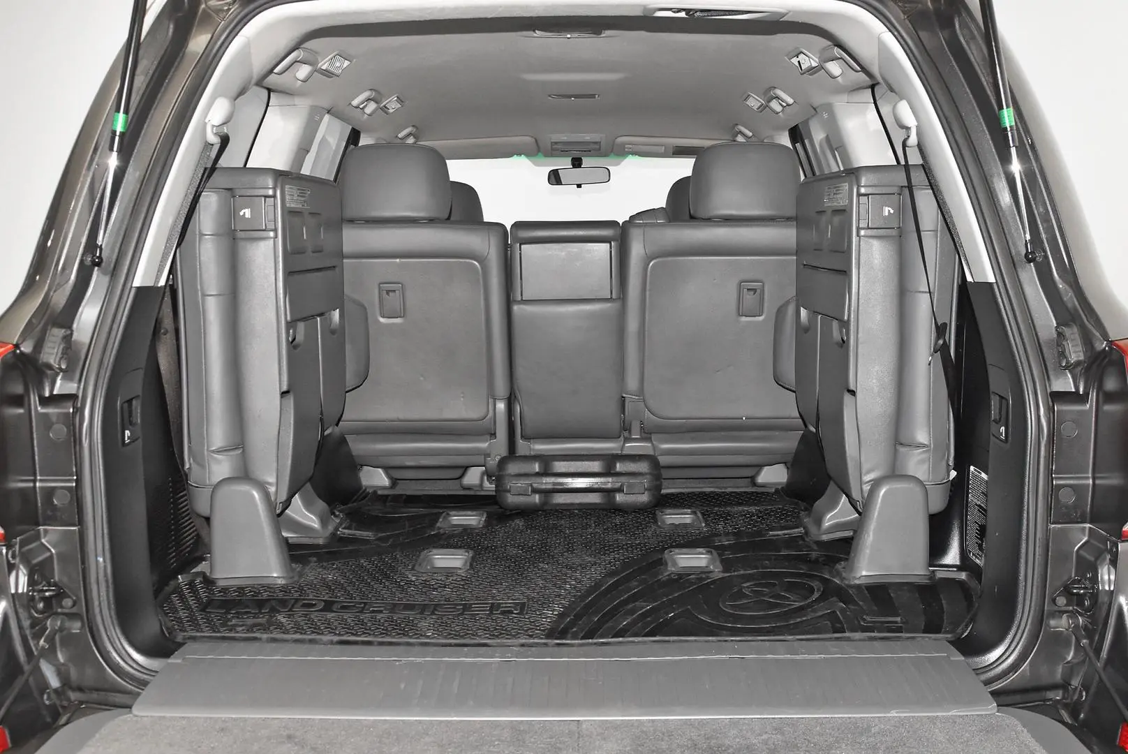 2010 Toyota Landcruiser Gallery Image 19