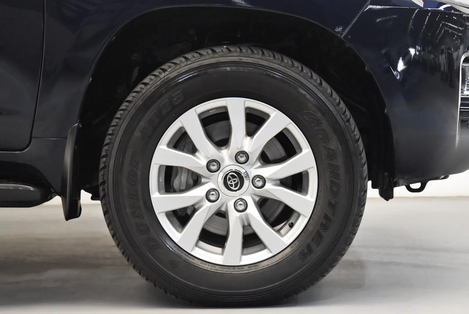 2019 Toyota Landcruiser Gallery Image 22