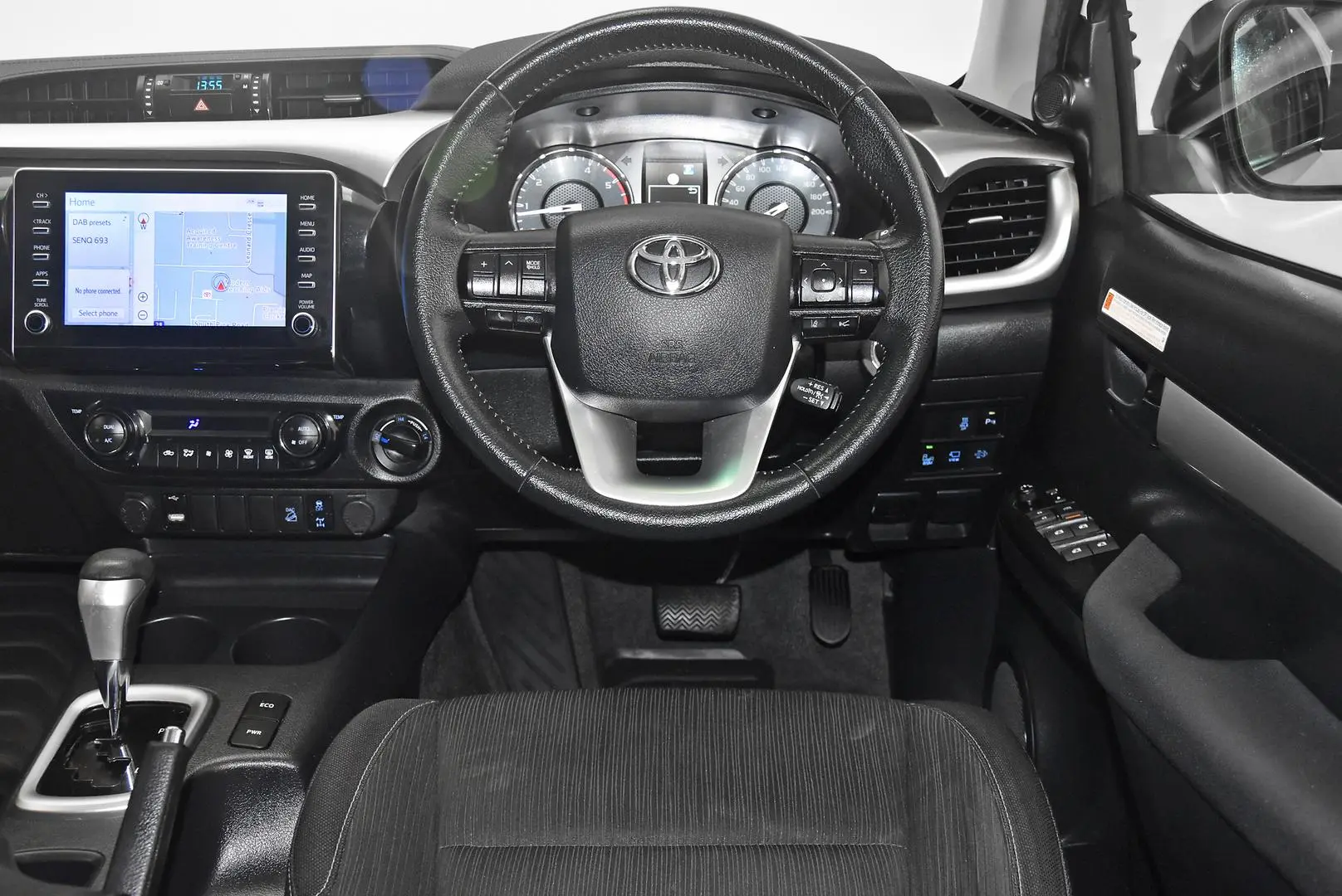 2023 Toyota Hilux Gallery Image 14