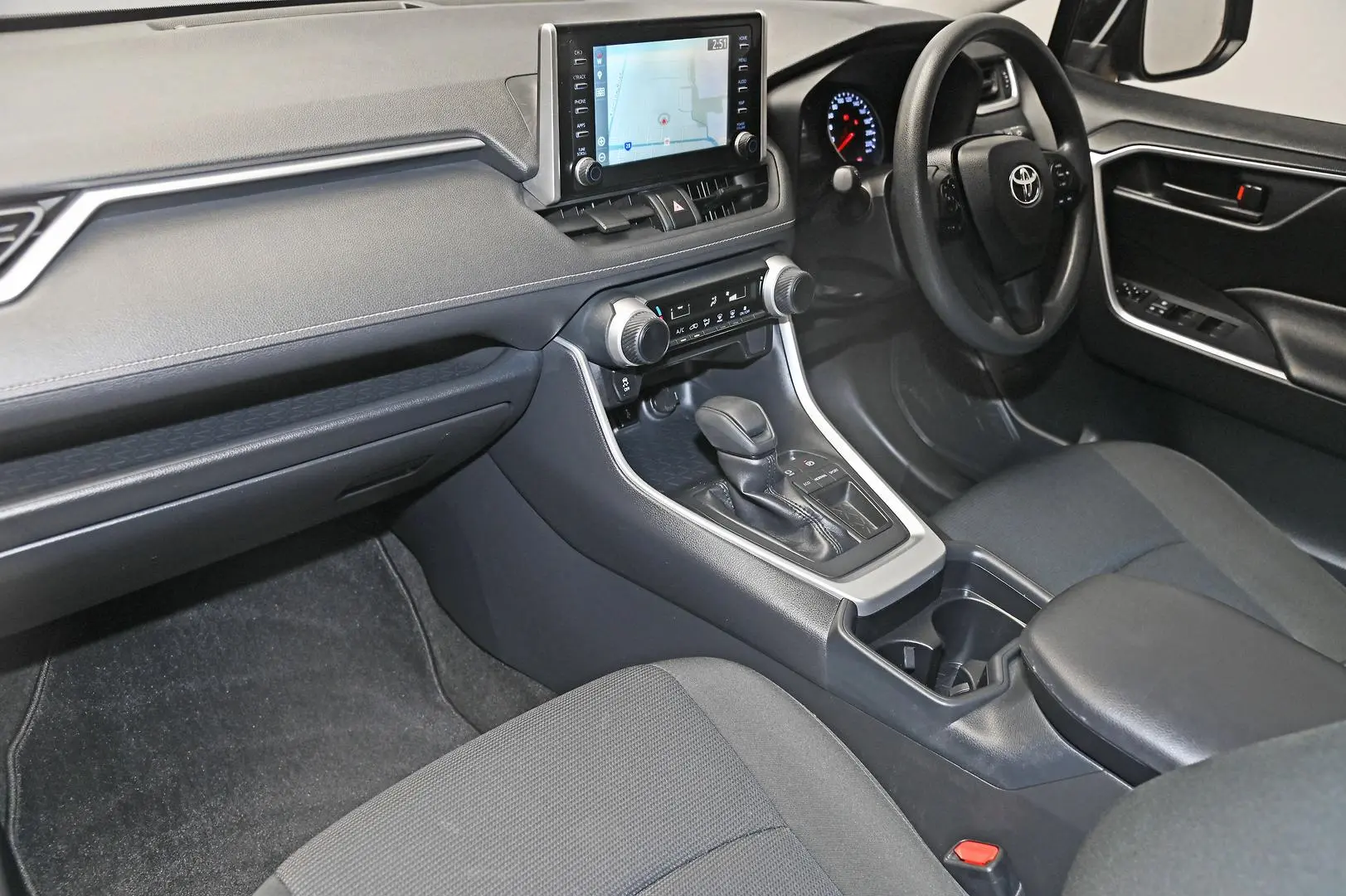 2019 Toyota Rav4 Gallery Image 15