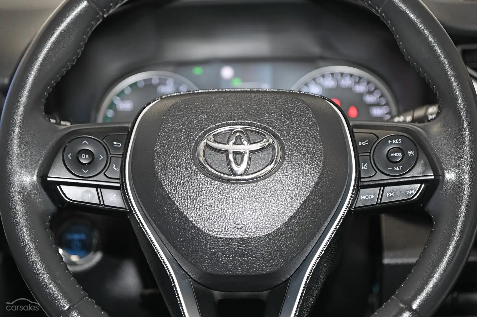 2021 Toyota RAV4 Image 16