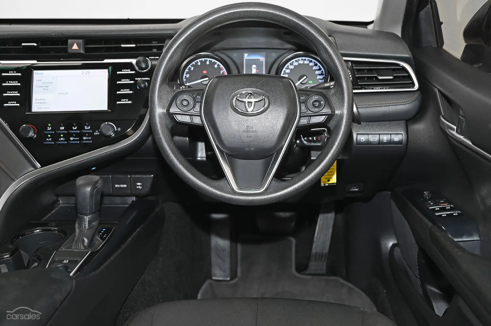 2018 Toyota Camry Image 13