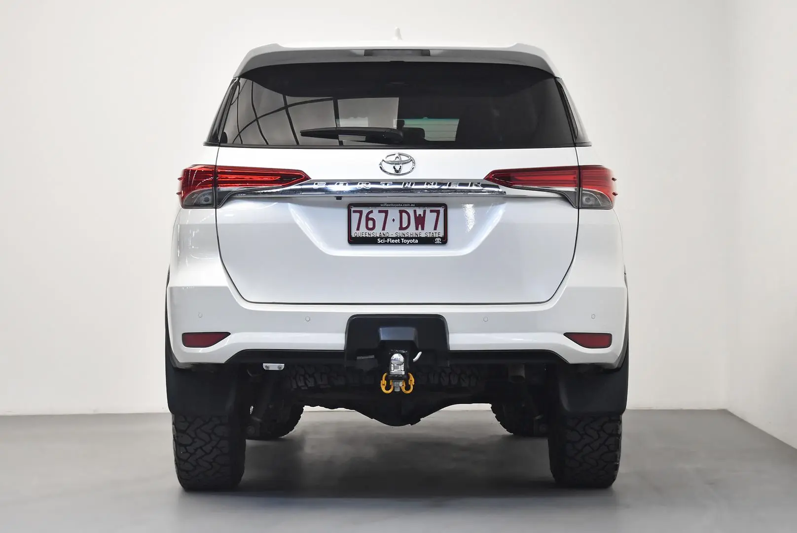 2022 Toyota Fortuner Gallery Image 6