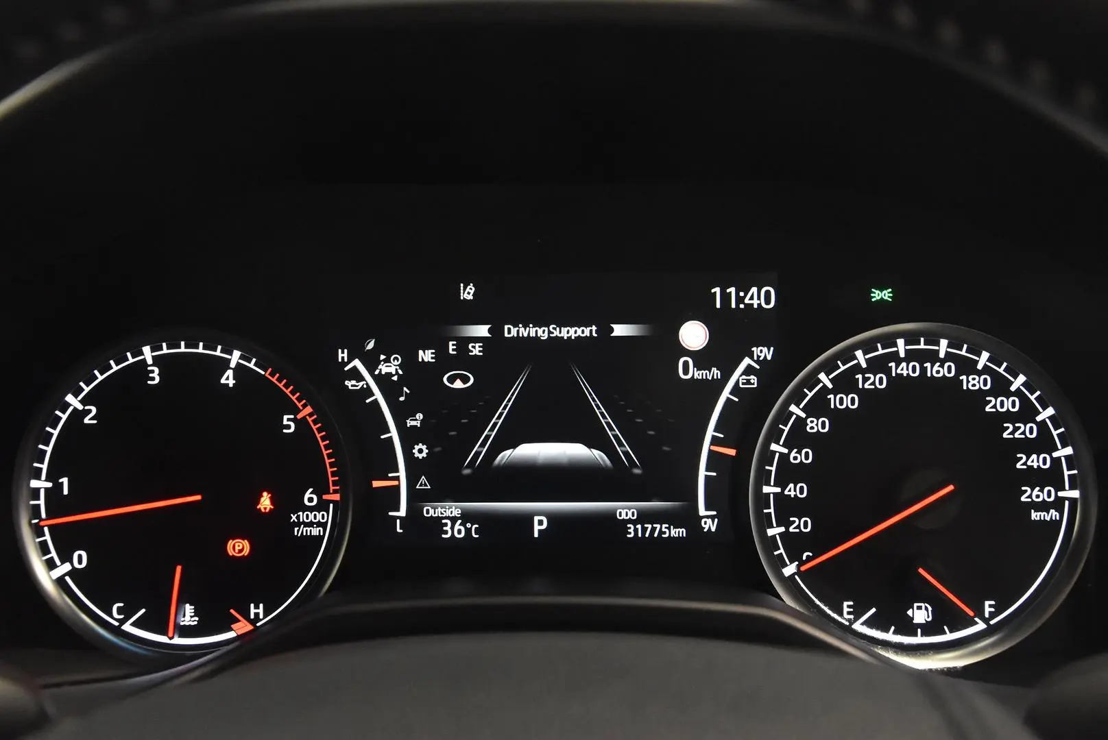 2024 Toyota Landcruiser Gallery Image 10