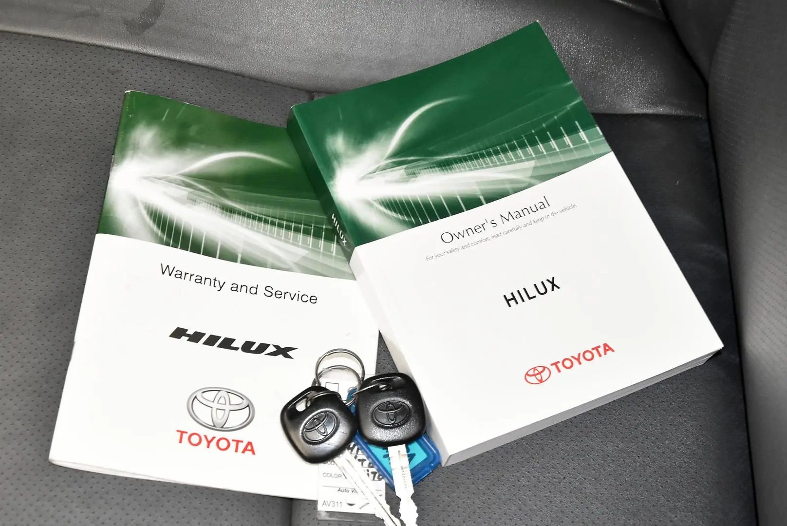 2014 Toyota Hilux Gallery Image 15