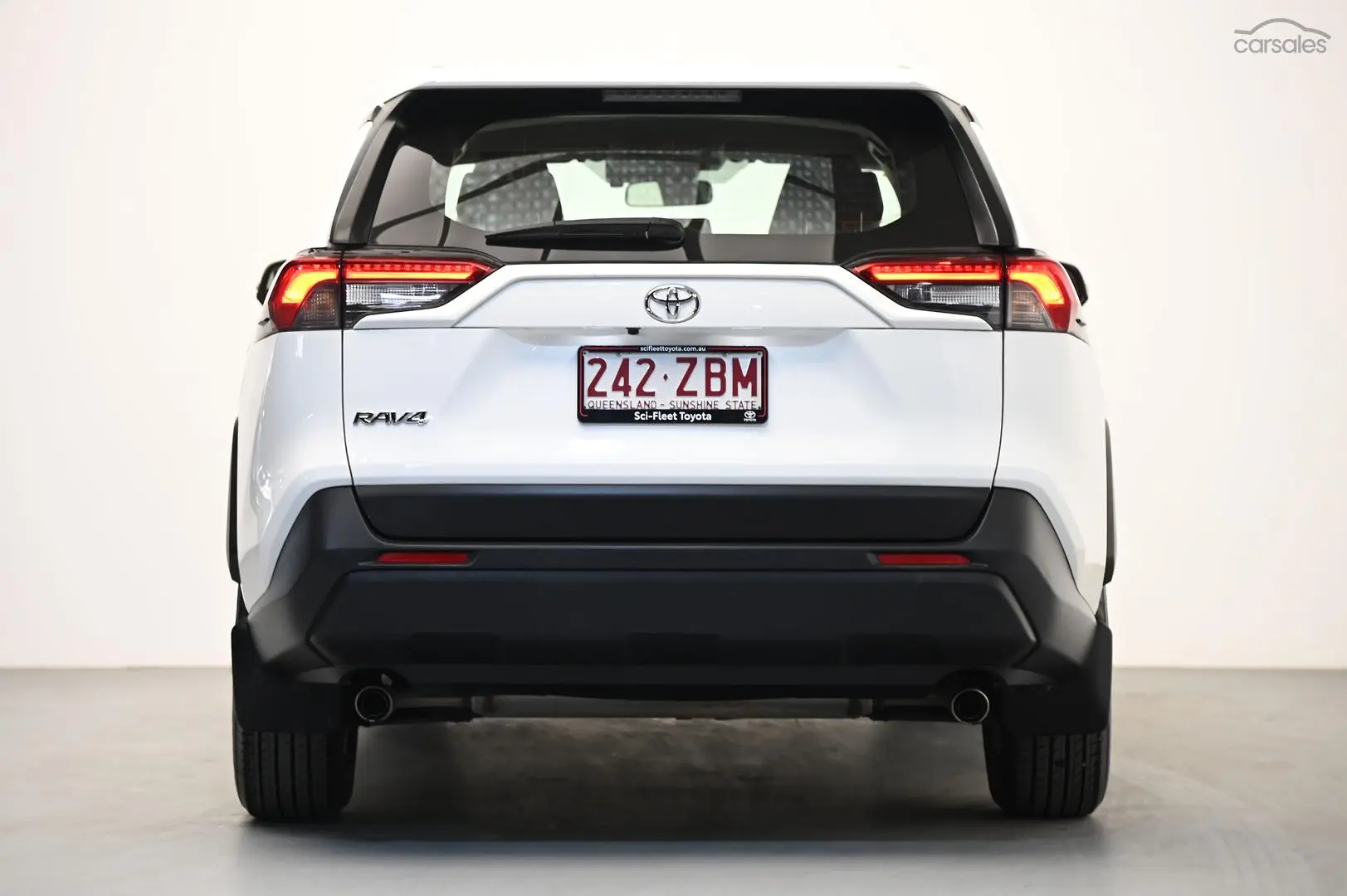 2019 Toyota RAV4 Image 6