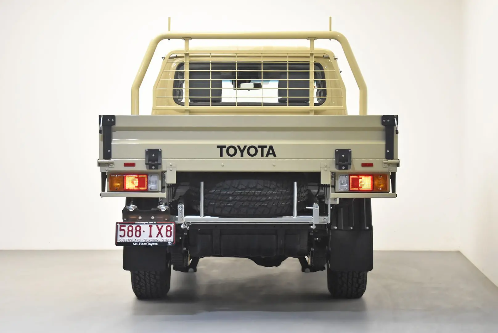 2023 Toyota Landcruiser Gallery Image 6