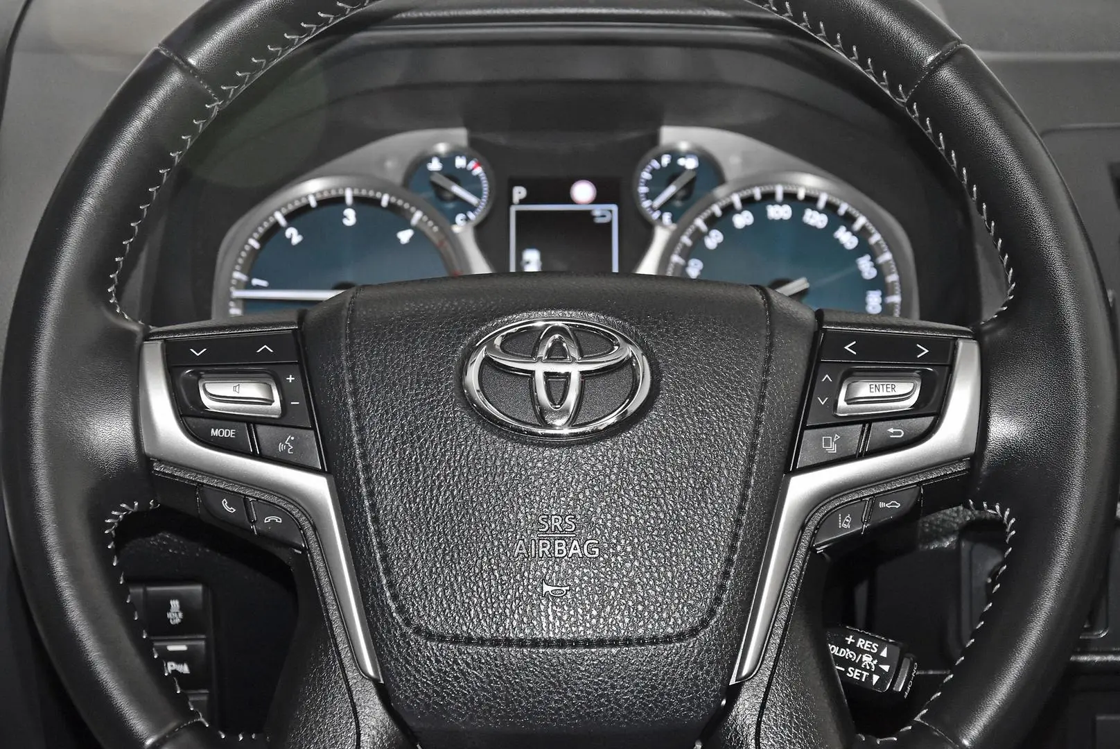 2023 Toyota Landcruiser Prado Gallery Image 14