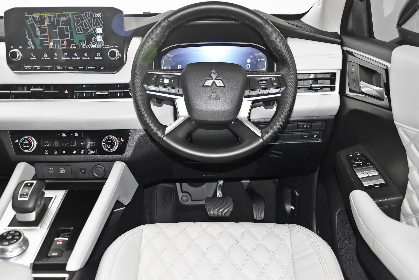 2022 Mitsubishi Outlander Gallery Image 16