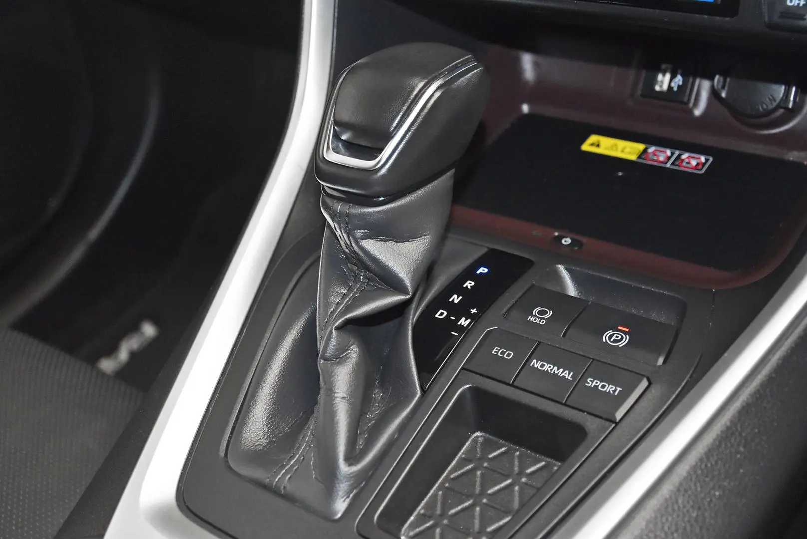 2023 Toyota RAV4 Gallery Image 14