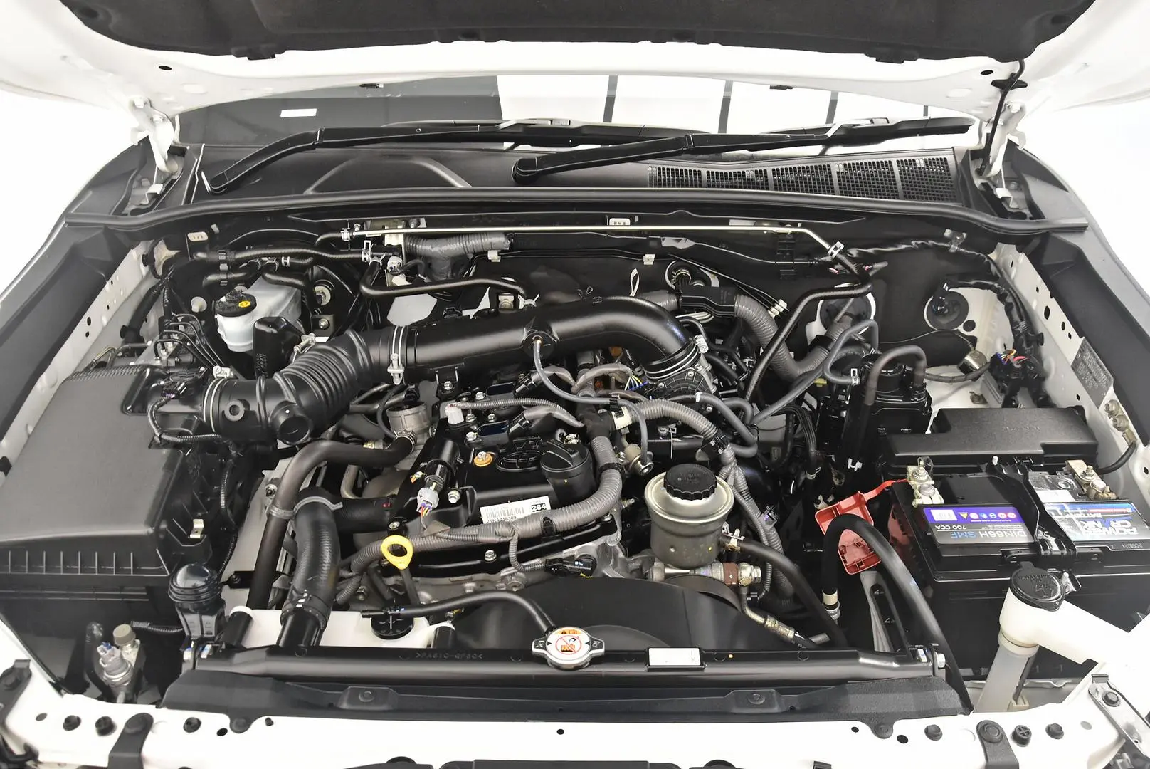 2020 Toyota Hilux Gallery Image 18