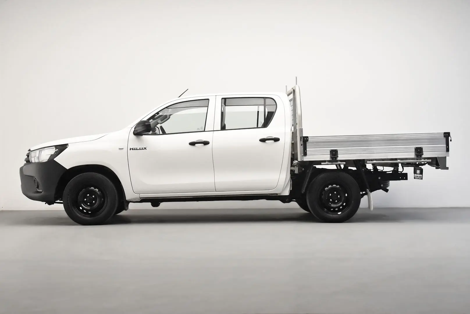 2021 Toyota Hilux Gallery Image 4