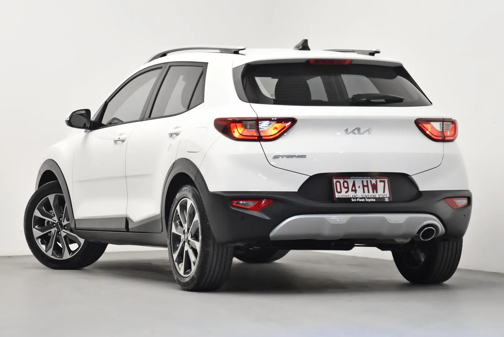 2022 Kia Stonic Gallery Image 5