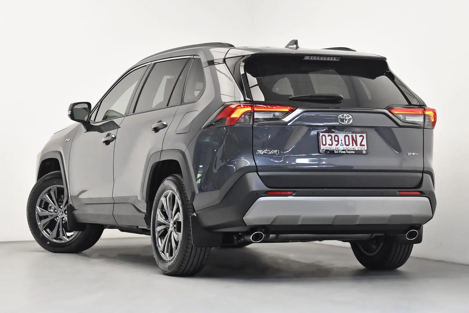 2025 Toyota RAV4 Gallery Image 5