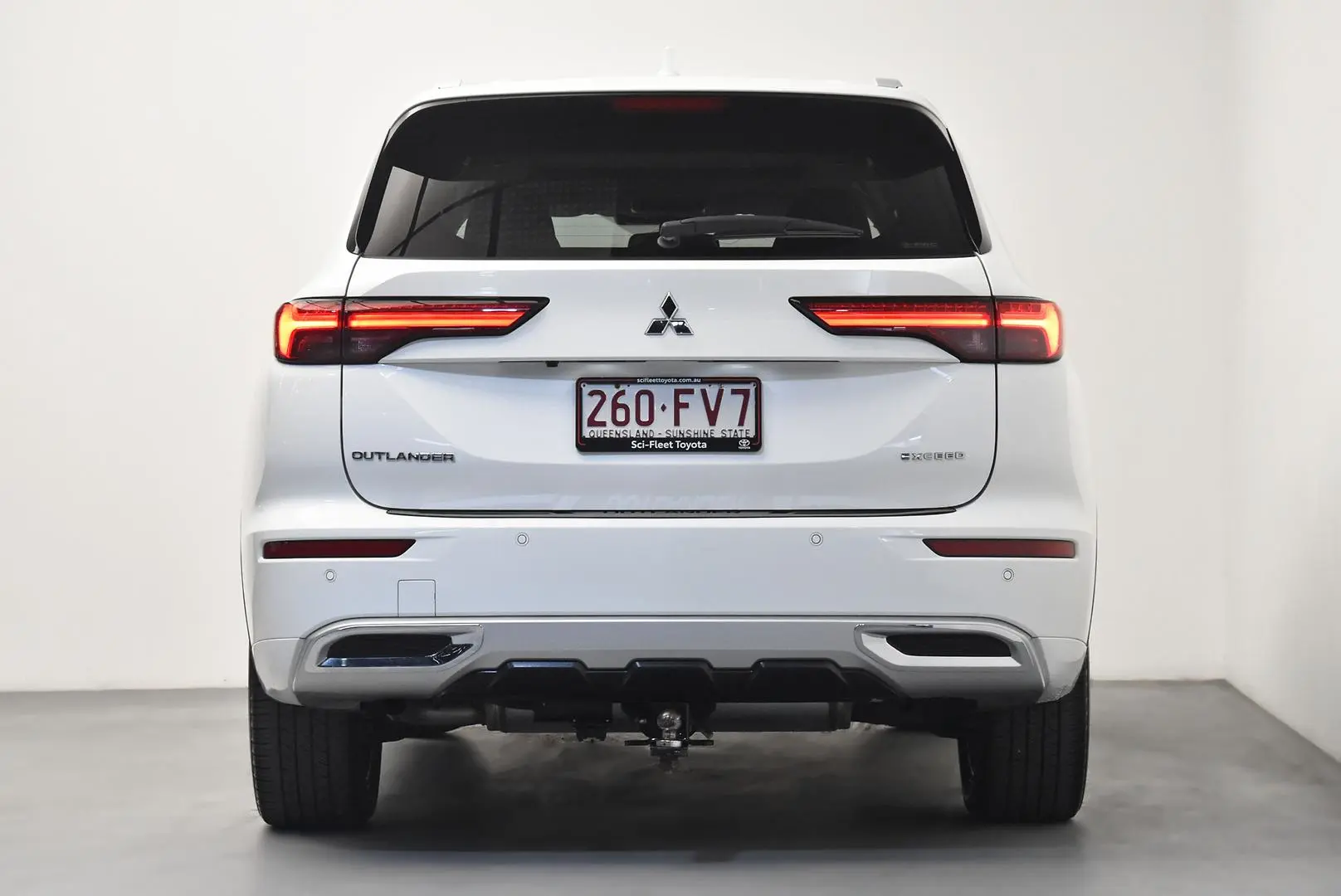 2022 Mitsubishi Outlander Gallery Image 6