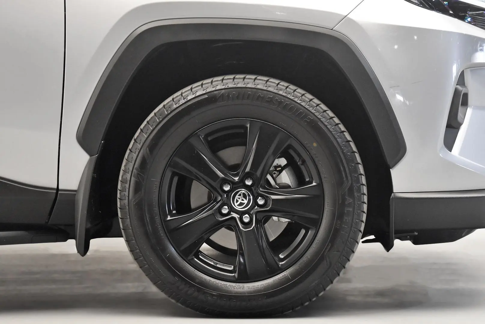 2024 Toyota RAV4 Gallery Image 23