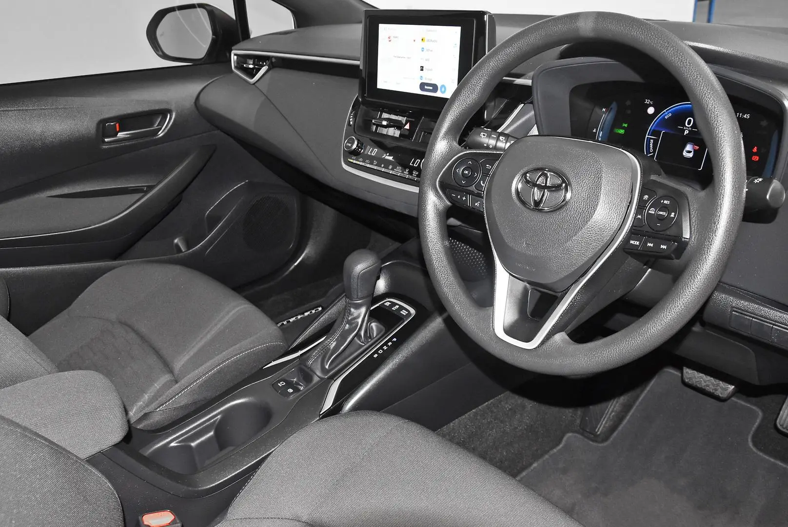 2025 Toyota Corolla Gallery Image 9