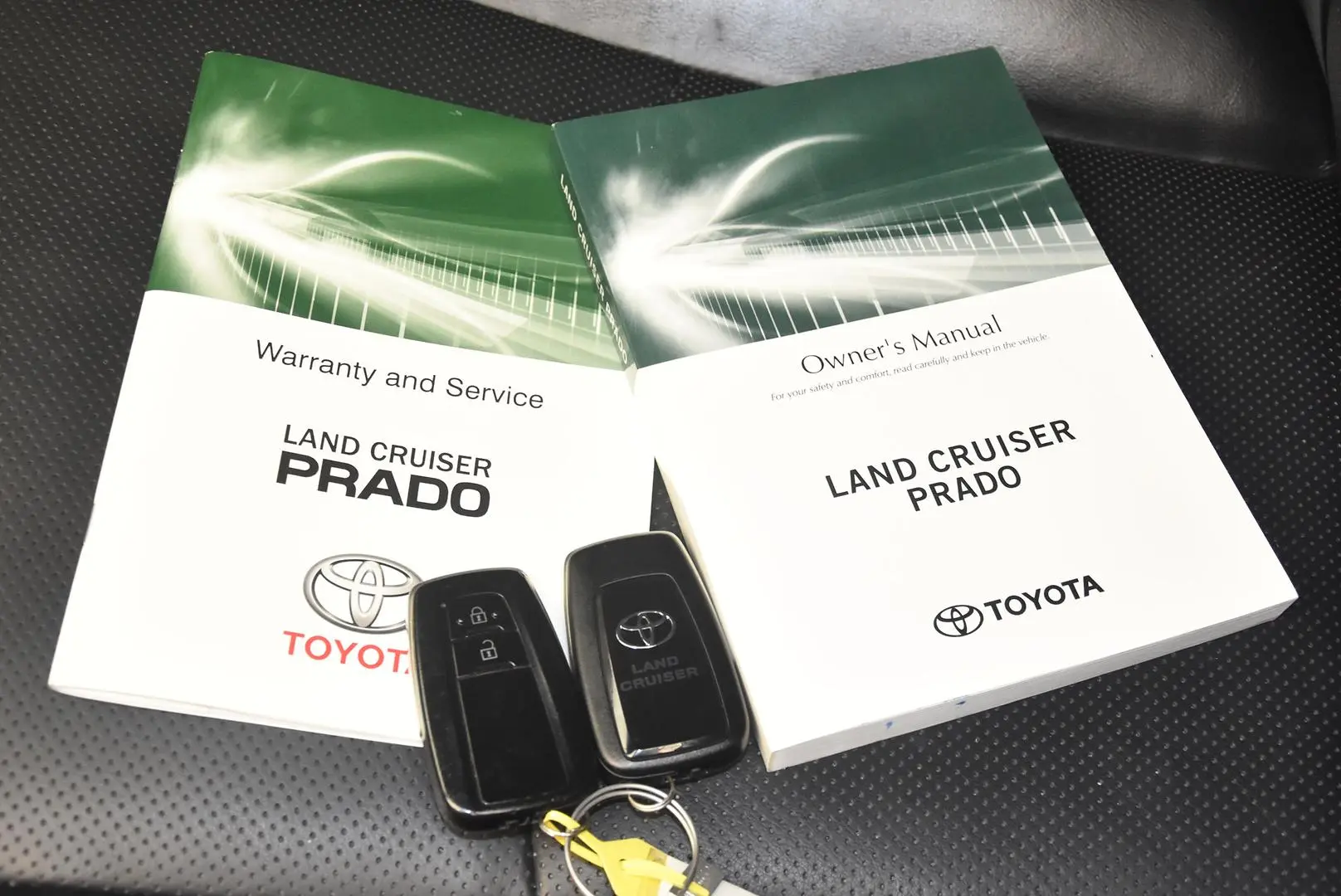 2018 Toyota Landcruiser Prado Gallery Image 18