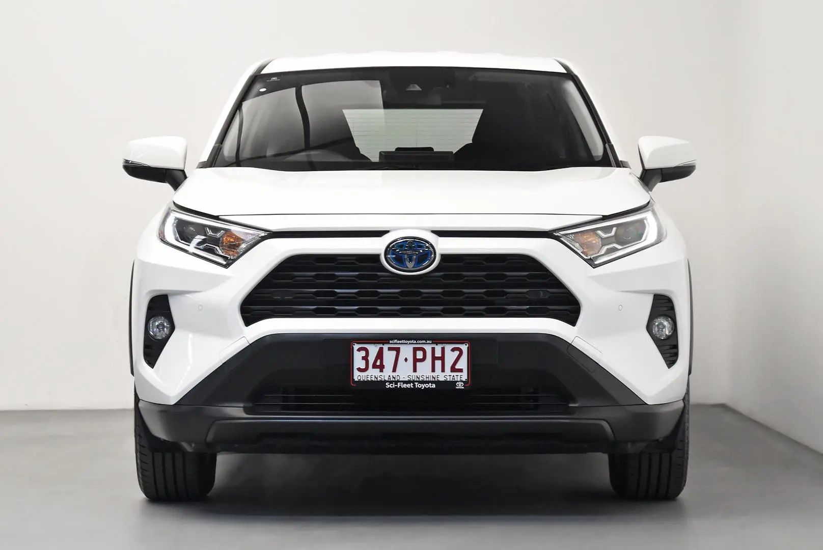 2020 Toyota RAV4 Gallery Image 2