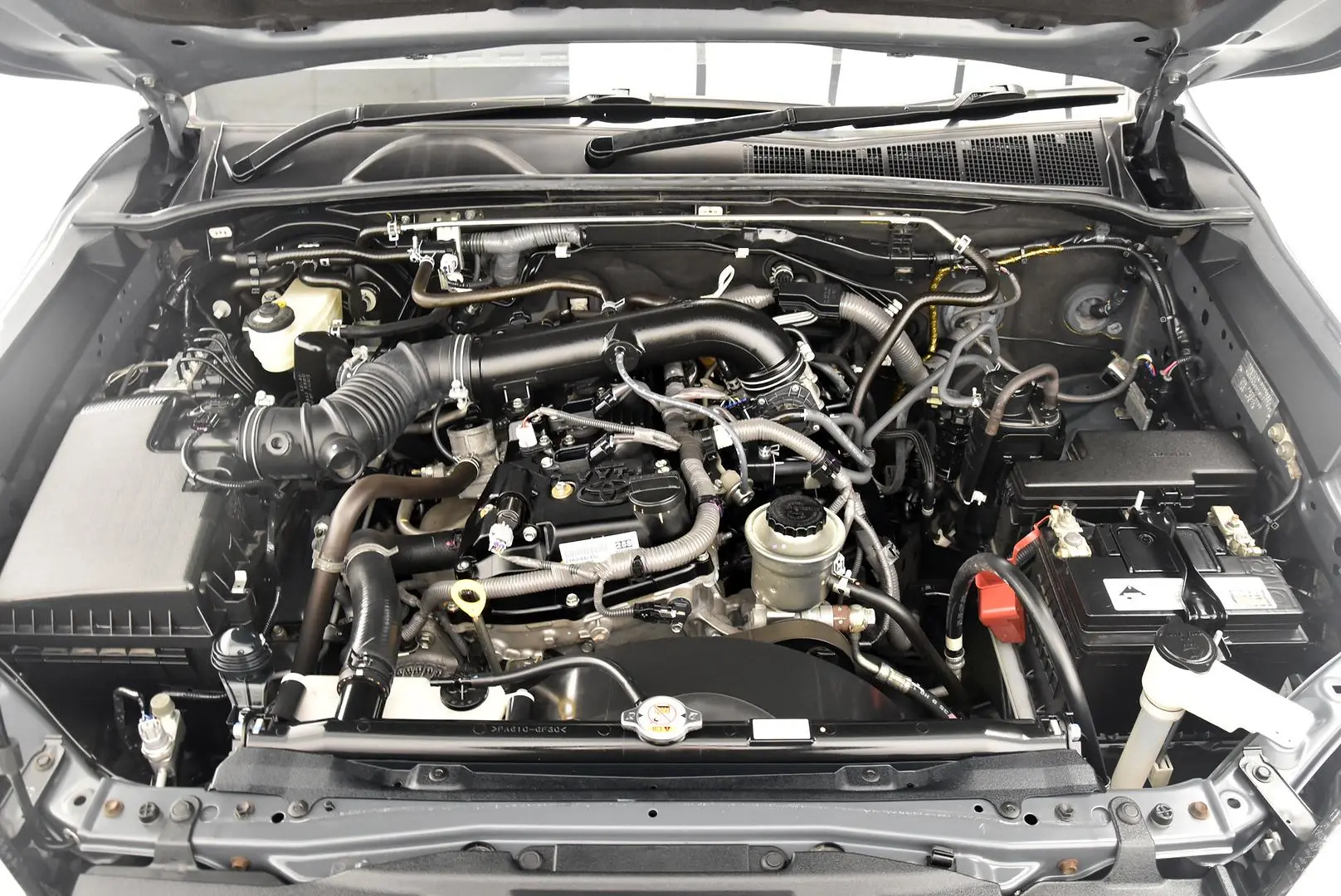 2018 Toyota Hilux Gallery Image 18