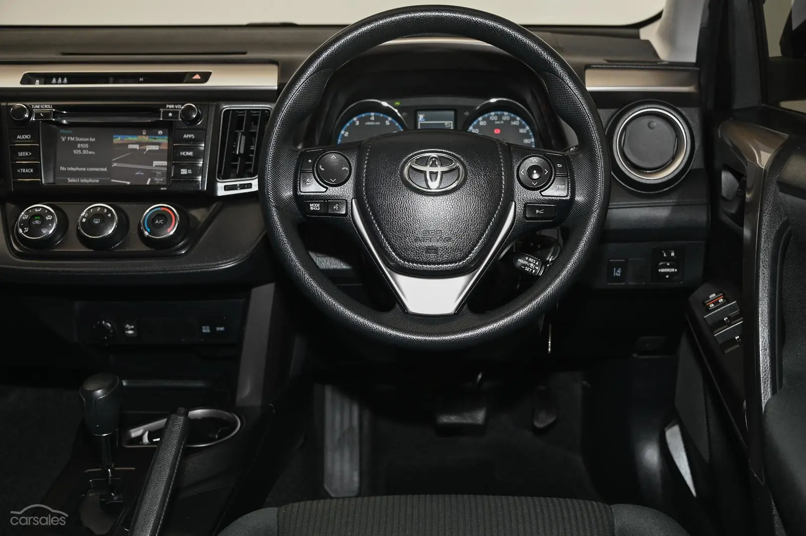 2018 Toyota RAV4 Image 14