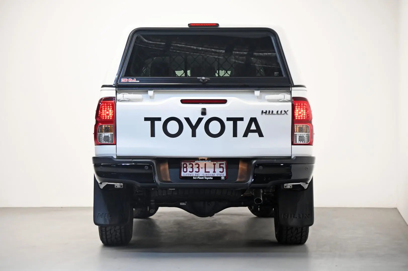 2024 Toyota Hilux Gallery Image 6