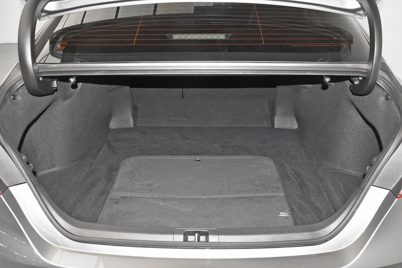 2022 Toyota Camry Gallery Image 20