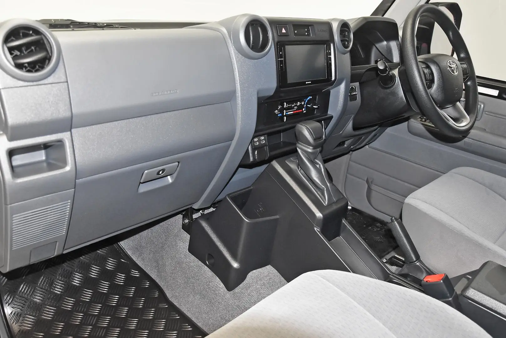 2025 Toyota Landcruiser Gallery Image 16