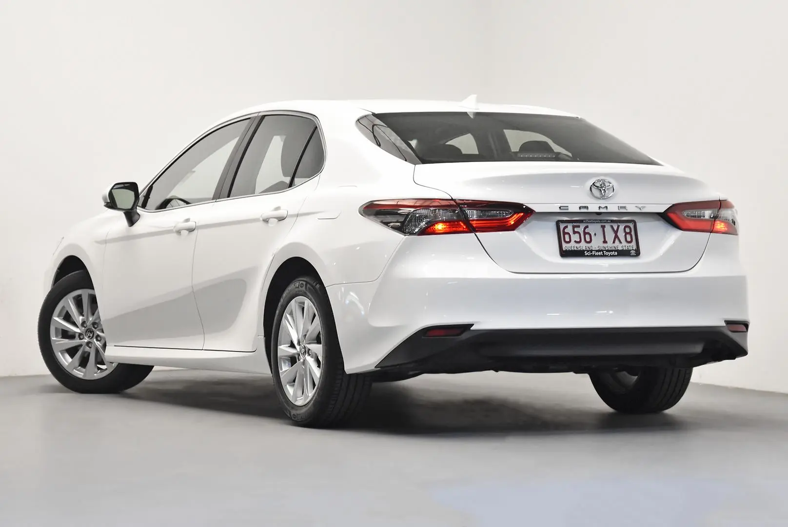 2024 Toyota Camry Gallery Image 5