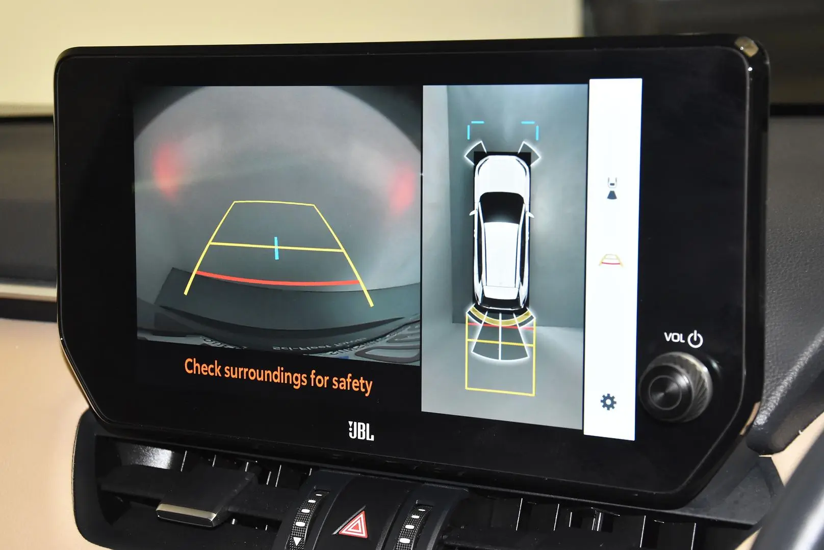 2024 Toyota RAV4 Gallery Image 13