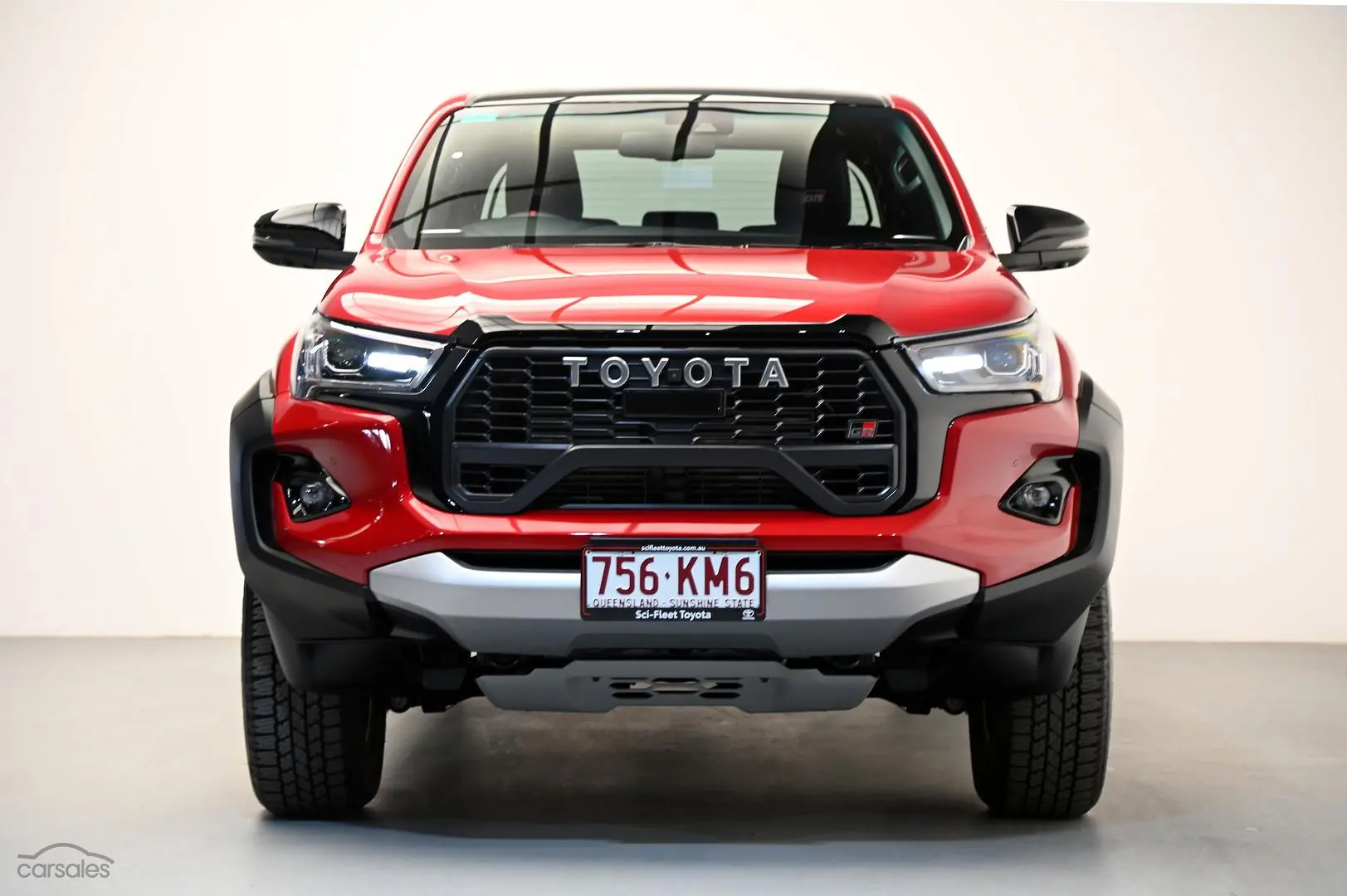 2024 Toyota Hilux Image 2