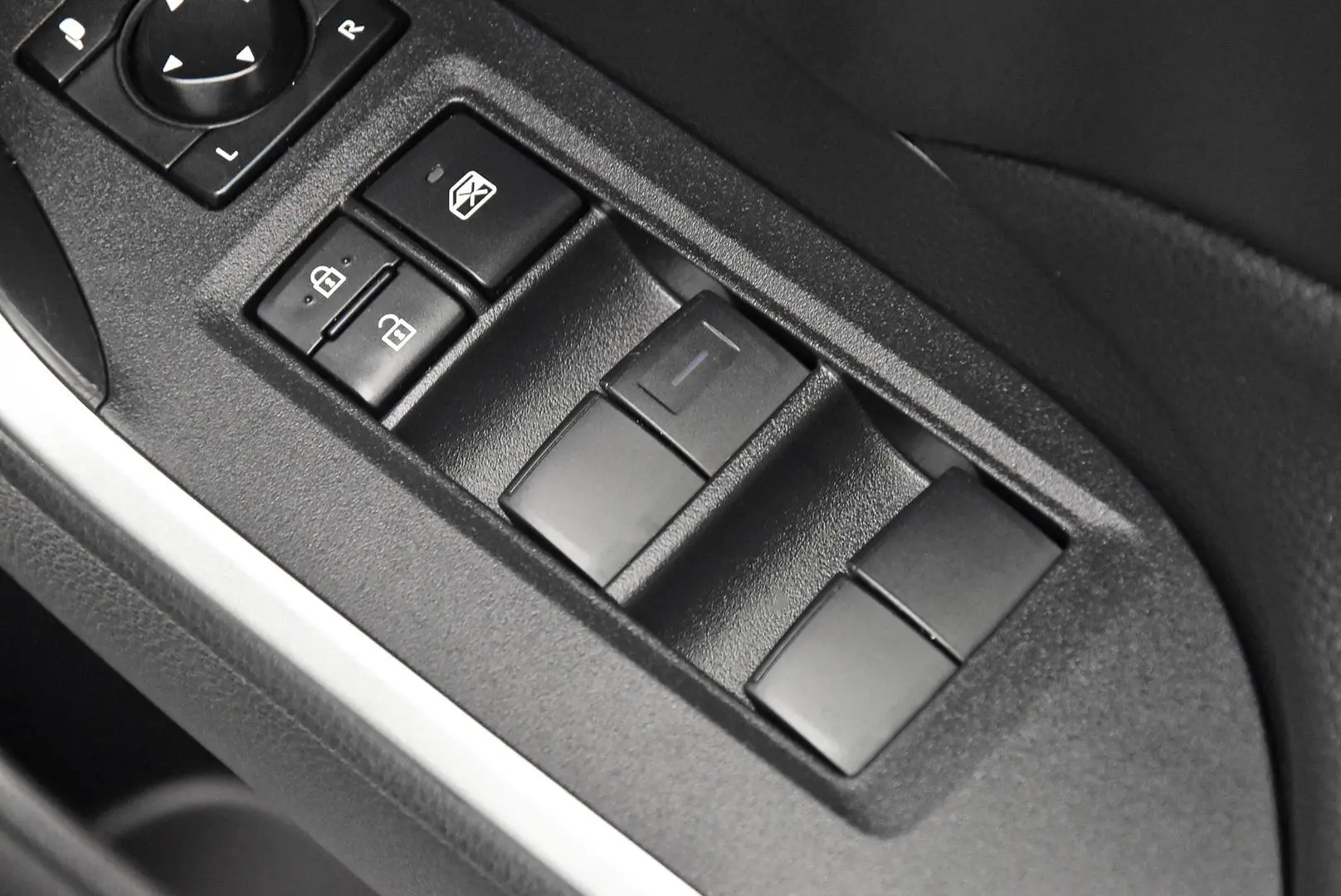 2024 Toyota RAV4 Gallery Image 10