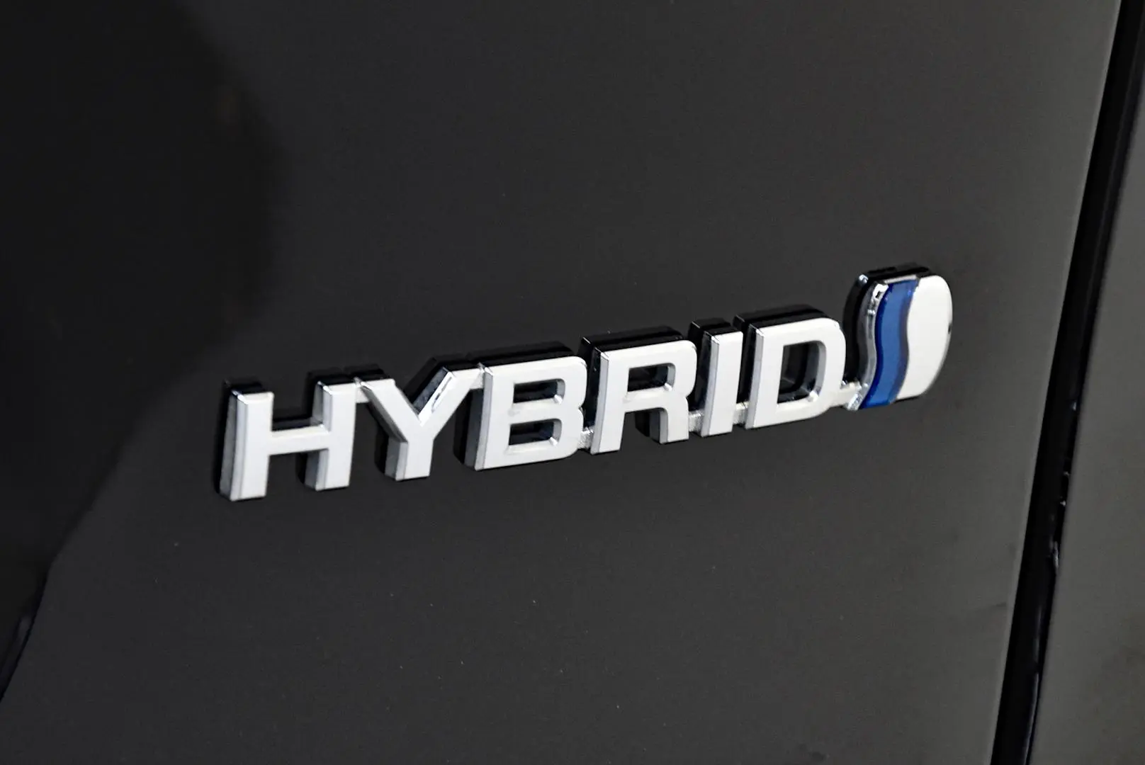 2024 Toyota RAV4 Gallery Image 8