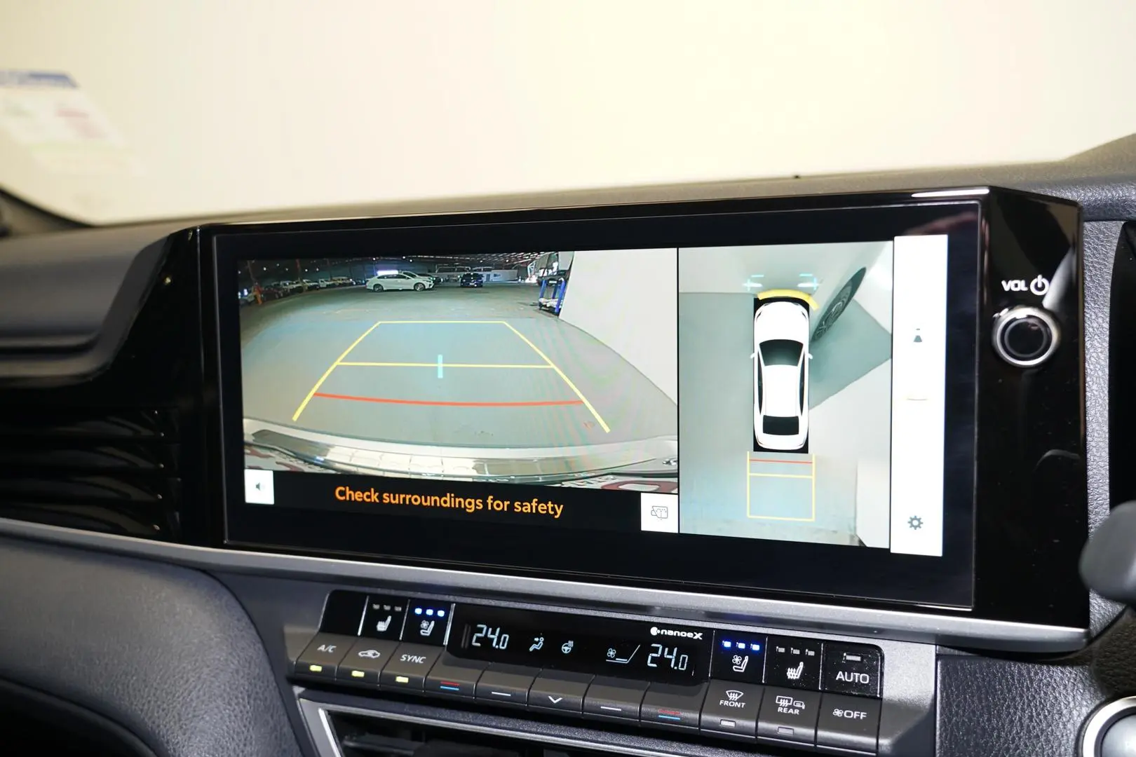 2024 Toyota Camry Gallery Image 10