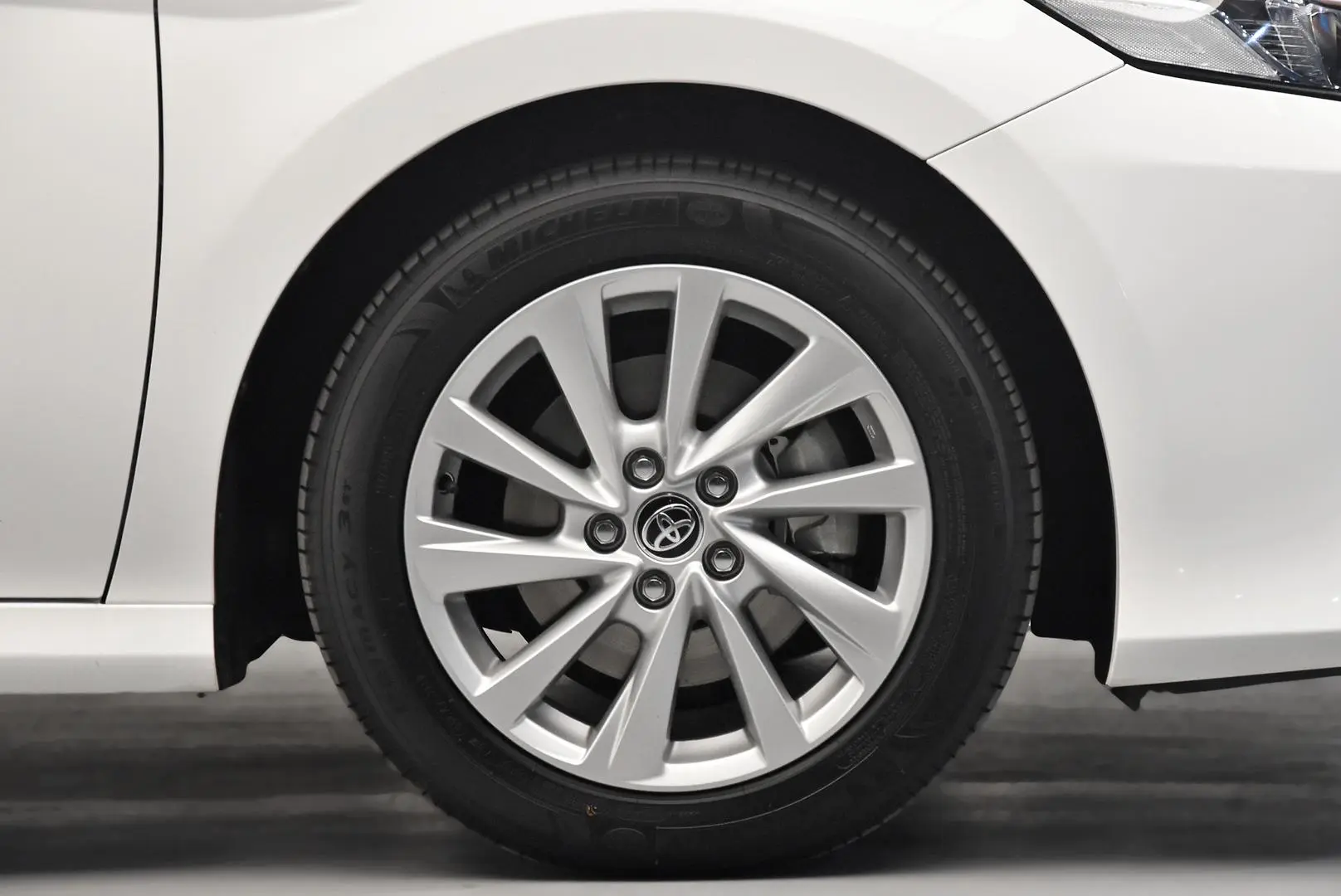 2024 Toyota Camry Gallery Image 22