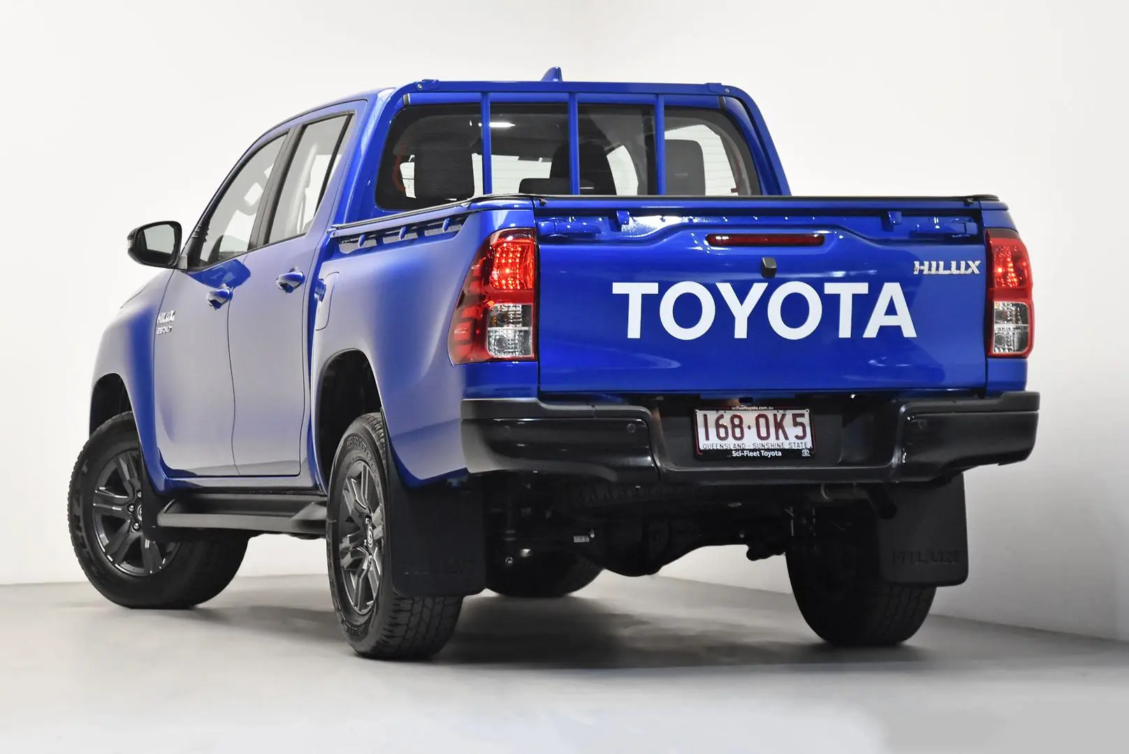 2024 Toyota Hilux Gallery Image 5