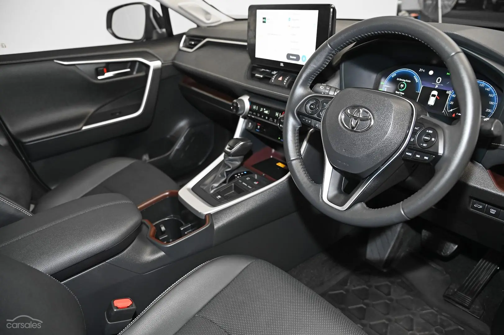 2023 Toyota RAV4 Image 9