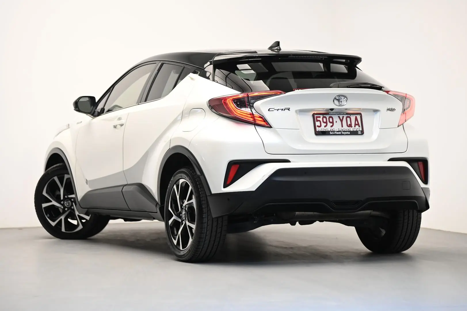 2018 Toyota C-HR Image 5