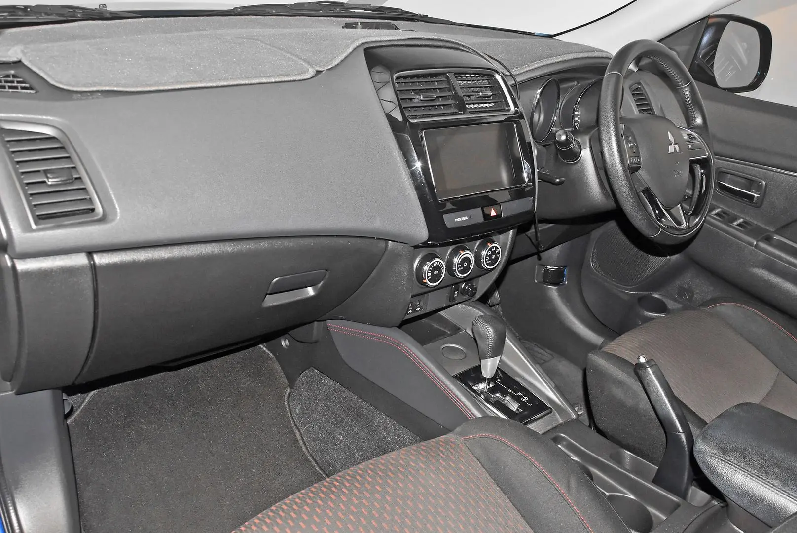 2018 Mitsubishi ASX Gallery Image 16