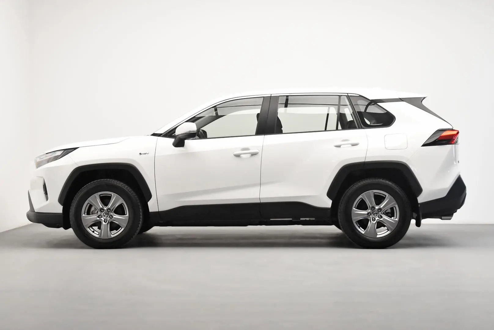 2024 Toyota RAV4 Gallery Image 4