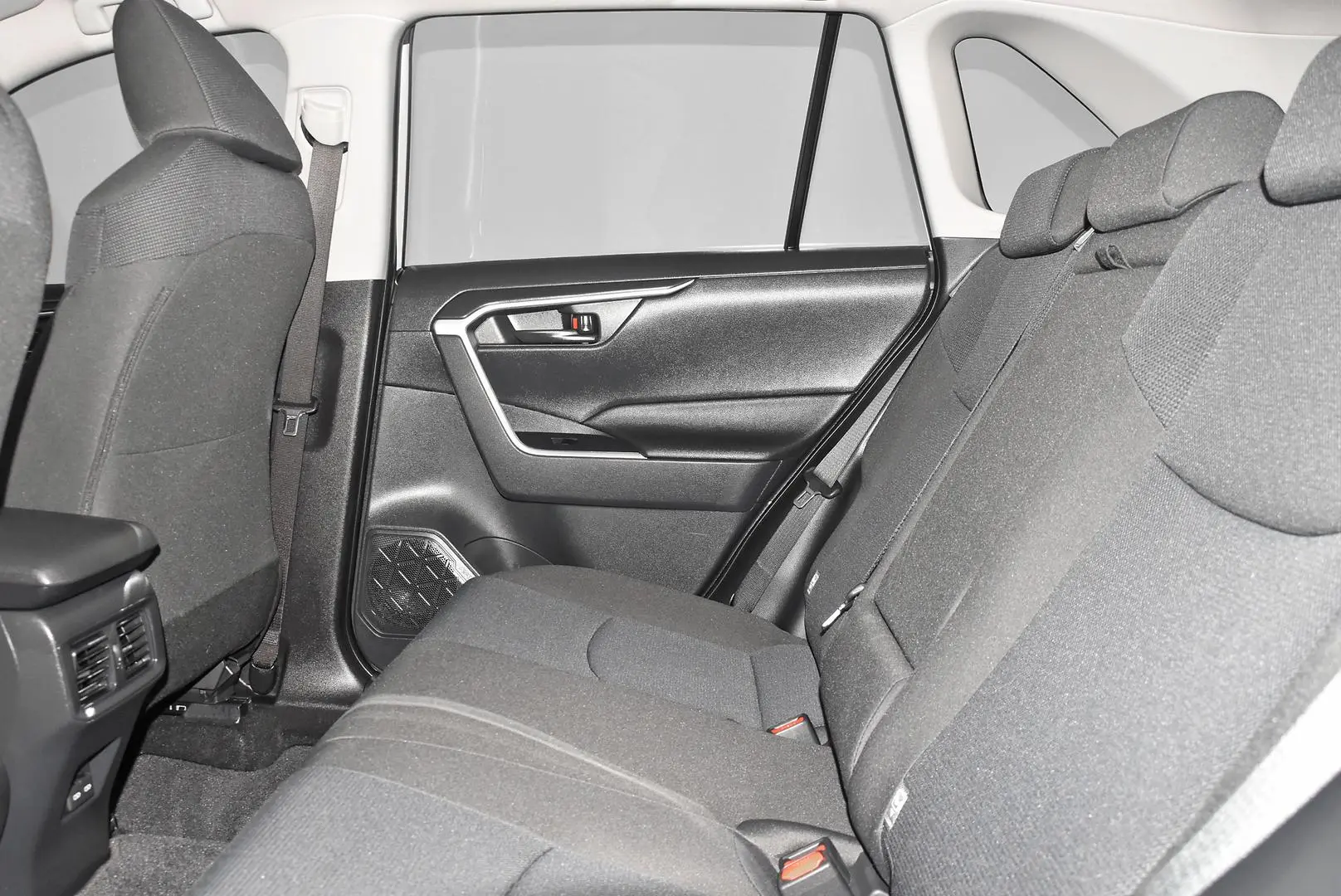 2024 Toyota RAV4 Gallery Image 19