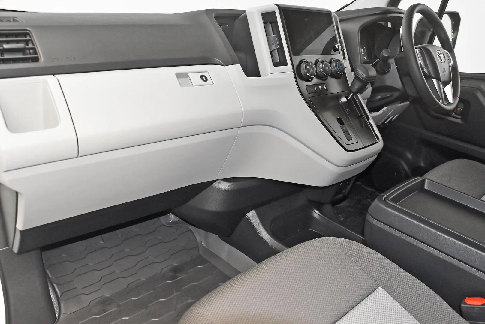 2025 Toyota Hiace Gallery Image 16