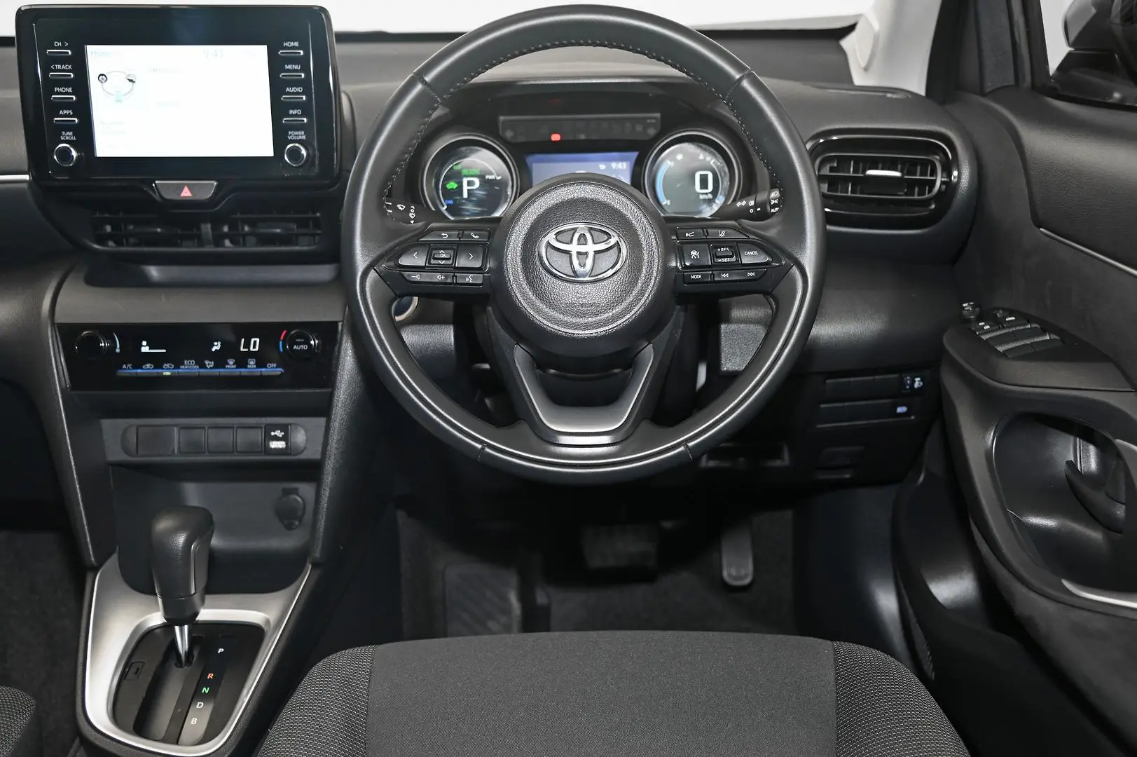 2023 Toyota Yaris Cross Gallery Image 15