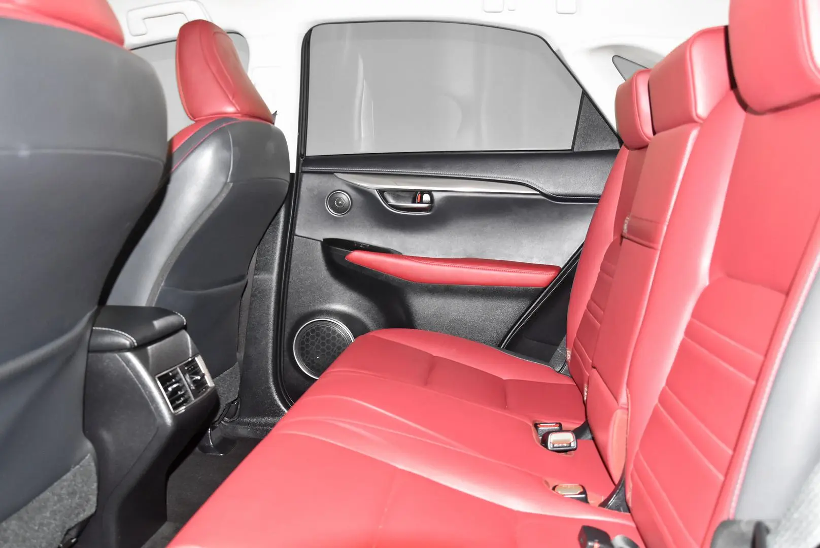 2020 Lexus NX Gallery Image 18