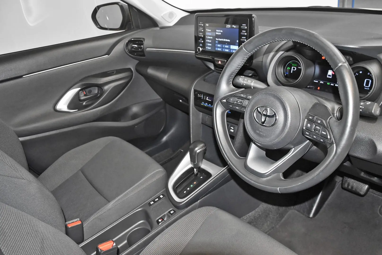2020 Toyota Yaris Cross Gallery Image 9